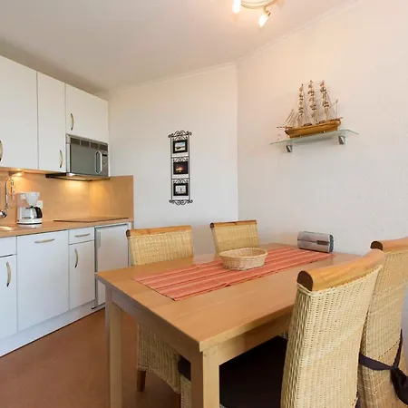 Lord Nelson App_ 505 Apartment